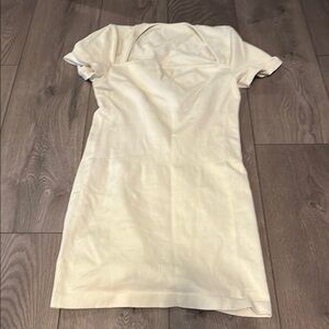 Elegant Cream Short Sleeve Dress